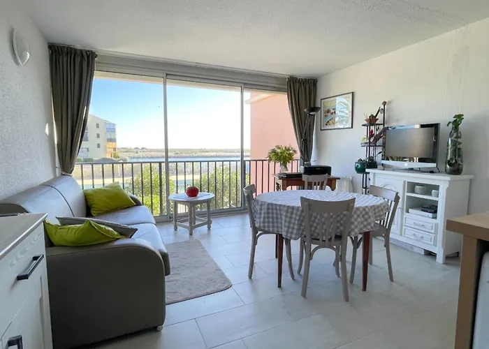 Magnifique T2 A Saint-cyprien Avec Piscine, Parking - Fr-1-793-21 *